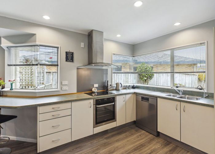  at 20 Sunburst Court, Paraparaumu Beach, Paraparaumu