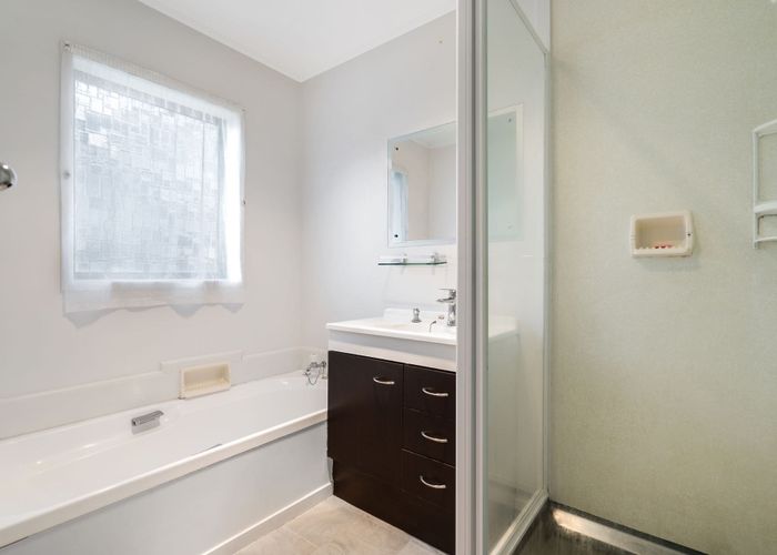  at 65 Kurnell Drive, Botany Downs, Manukau City, Auckland