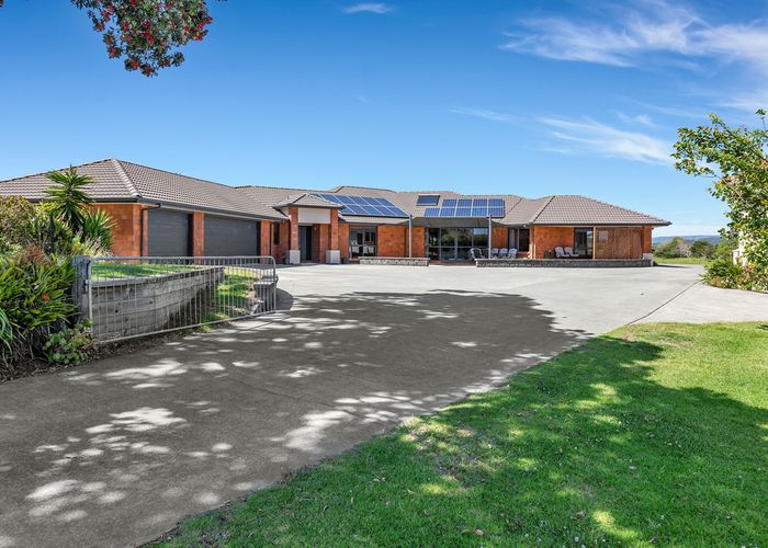 Free property data for 12 Pyle Road East, Ruakākā homes.co.nz