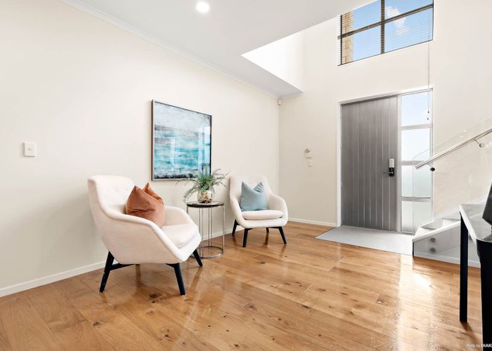  at 9 Gardenia Grove, Half Moon Bay, Auckland