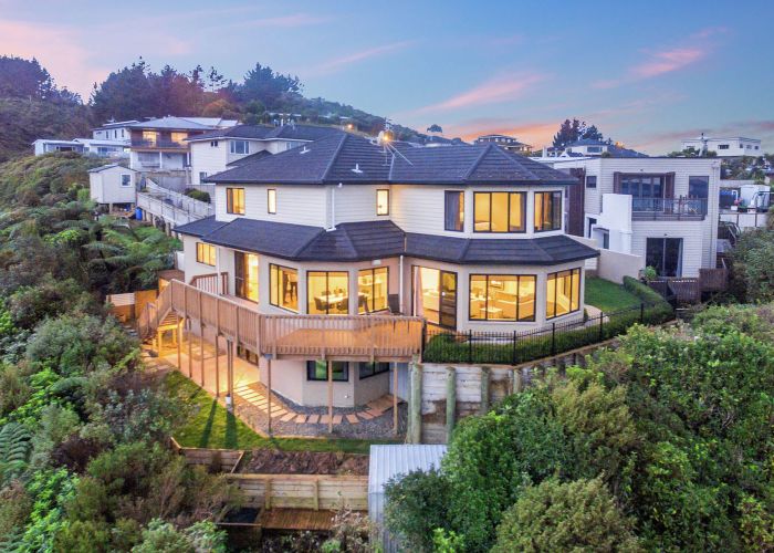  at 49 Arahiwi Grove, Tirohanga, Lower Hutt