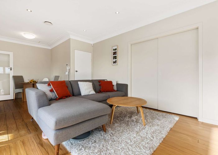  at 1/16 Evans Road, Glen Eden, Auckland