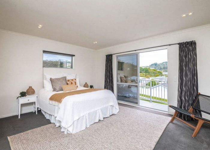  at 10 Flotilla Place, Whitby, Porirua