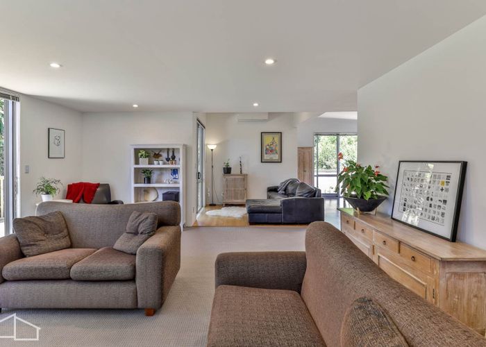  at 91a Kaurilands Road, Titirangi, Waitakere City, Auckland