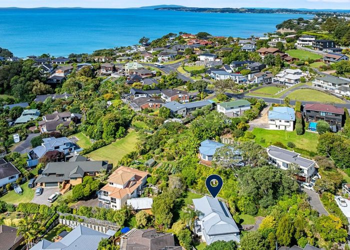  at 37 Vista Motu, Red Beach, Rodney, Auckland