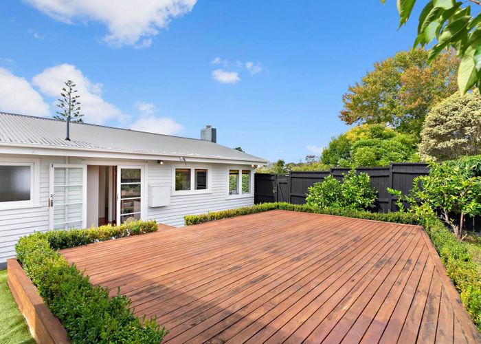  at 111 Carlisle Road, Torbay, North Shore City, Auckland