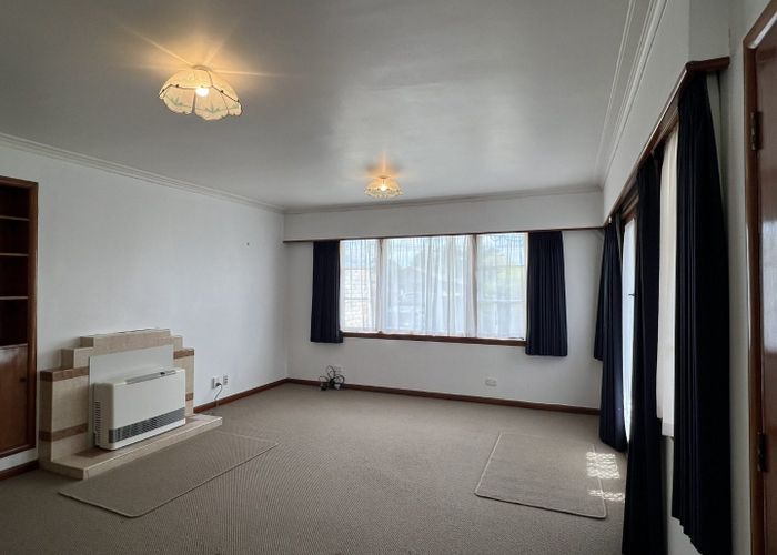  at 19 Houchens Road, Glenview, Hamilton, Waikato