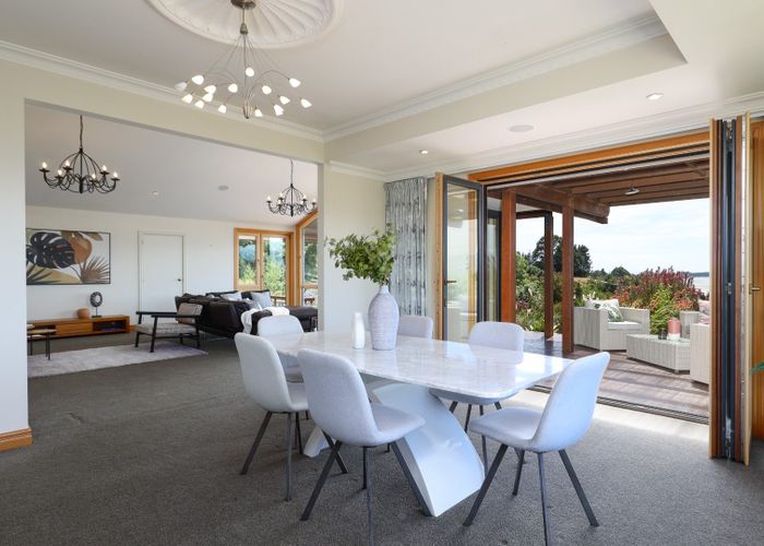  at 4 Bronte Road East, Bronte