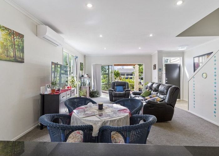  at 31 Popokatea Drive, Takanini, Auckland