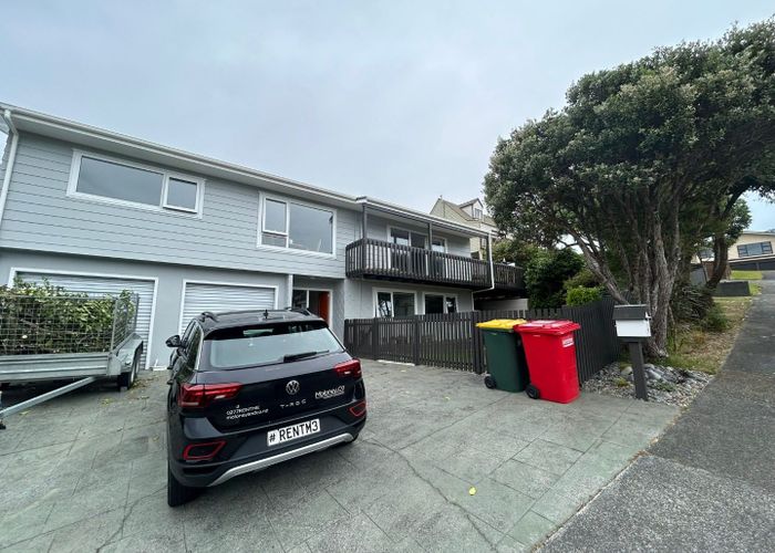  at 4 Latitude Close, Whitby, Porirua