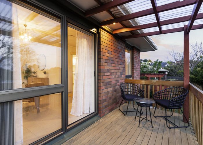  at 122 Norman Lesser Drive, Saint Johns, Auckland