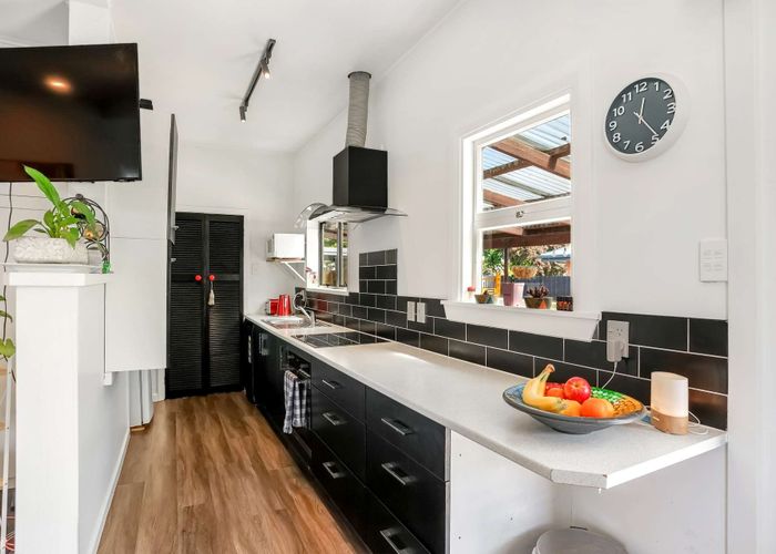  at 17 Brucefield Avenue, Netherby, Ashburton