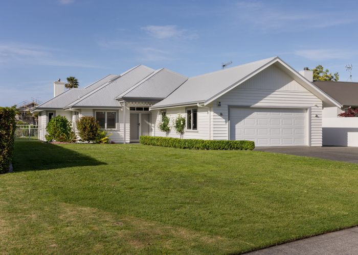  at 18 Sovereign Drive, Papamoa Beach, Papamoa