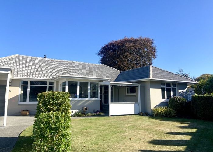  at 13 Nutfield Lane, Cashmere, Christchurch City, Canterbury