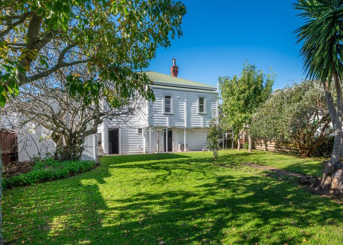  at 19 Clonbern Road, Remuera, Auckland
