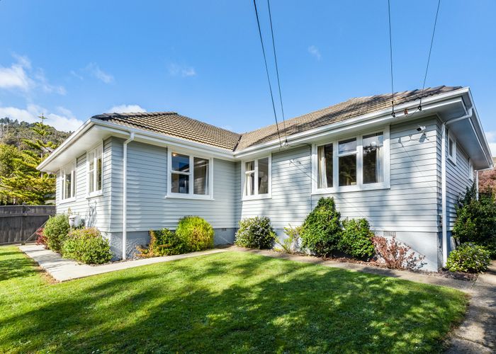  at 4 Lowry Crescent, Stokes Valley, Lower Hutt