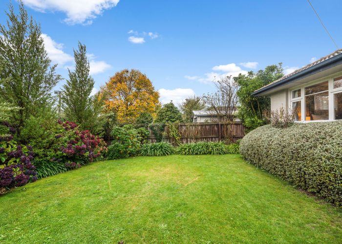  at 1/10 Springhill Street, Avonhead, Christchurch City, Canterbury