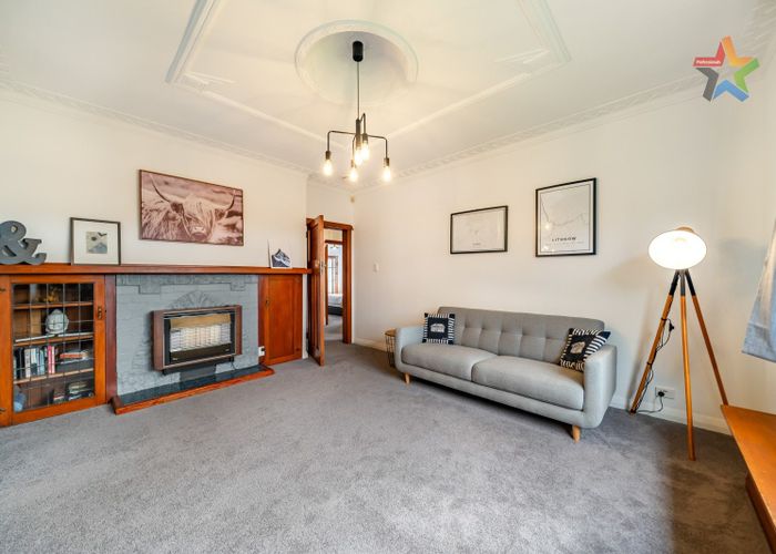  at 22 Fuller Grove, Woburn, Lower Hutt