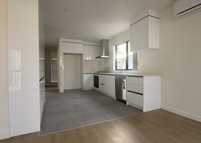  at 79A Carlisle Road, Torbay, North Shore City, Auckland
