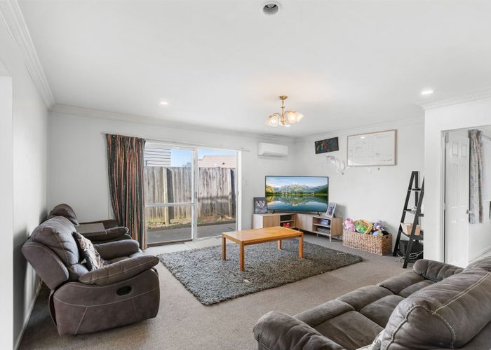  at 2/16 Tika Street, Riccarton, Christchurch