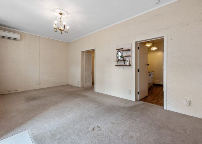 at 4/9 August Place, Greenlane, Auckland