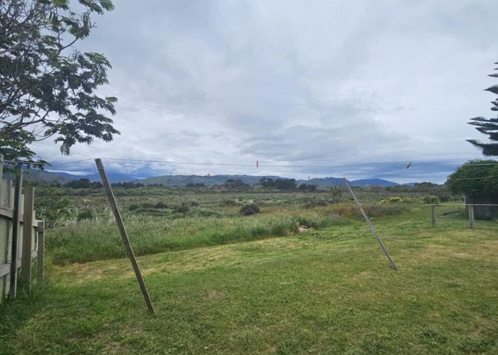  at 42A Rutherford Drive, Waikanae Beach, Kapiti Coast, Wellington