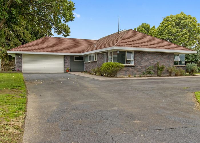  at 110 Higginson Road, Hamilton