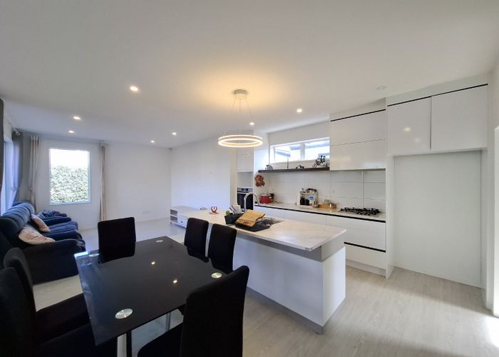  at 27c Westgate Drive, Westgate, Waitakere City, Auckland