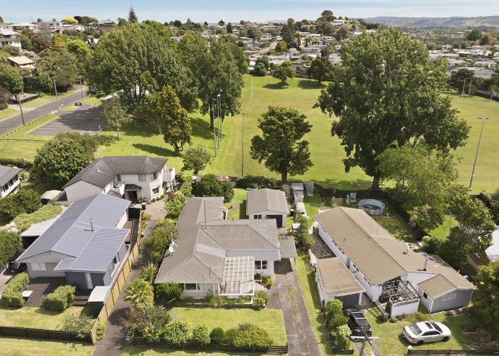  at 6 Crombie Street, Bellevue, Tauranga, Bay Of Plenty