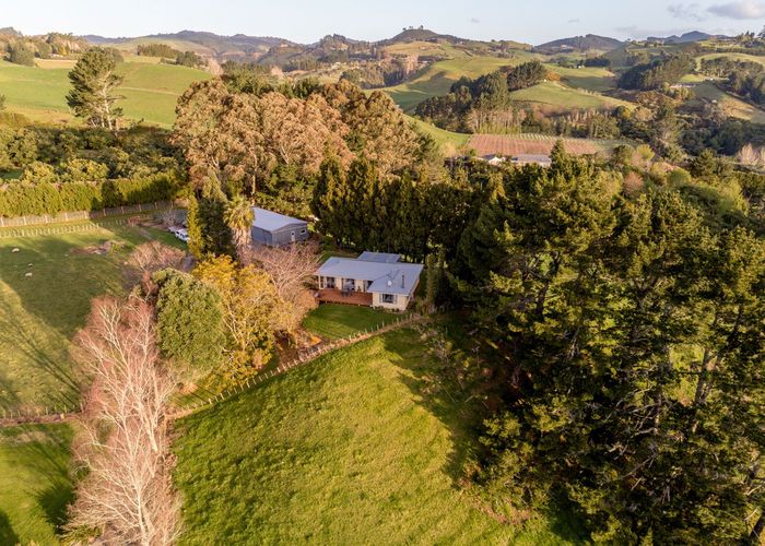  at 35 Shady Lane, Welcome Bay, Tauranga