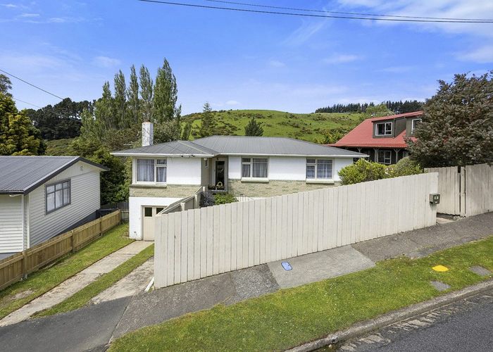  at 82 Koremata Street, Green Island, Dunedin, Otago