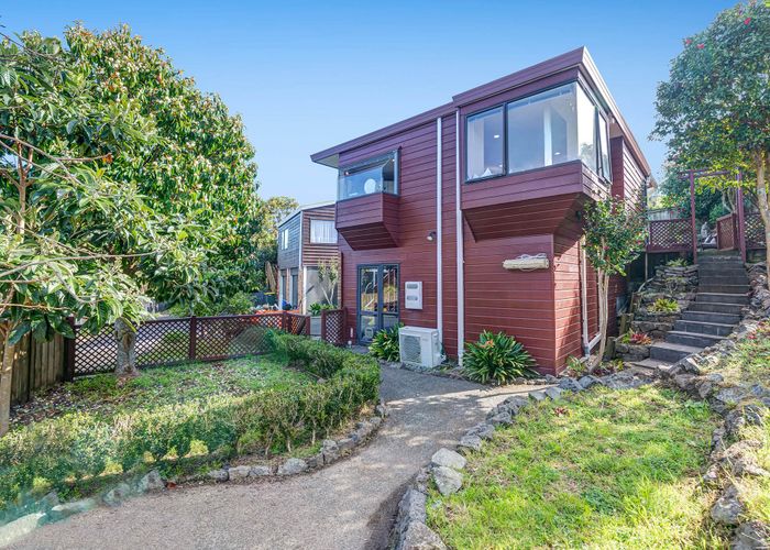  at 2/8 Antrim Grove, Bayview, North Shore City, Auckland