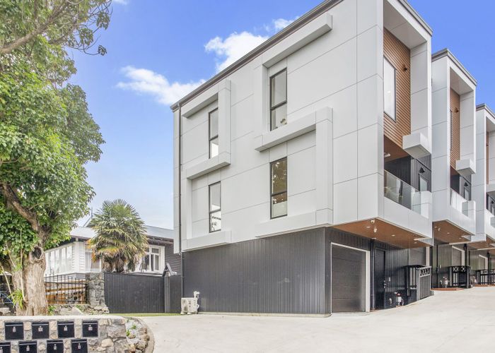  at 8/36 Seccombes Road, Epsom, Auckland