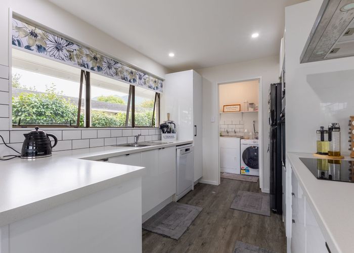  at 34A Rewarewa Crescent, Waikanae, Kapiti Coast, Wellington