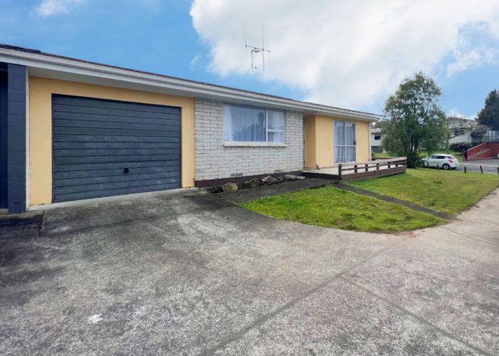  at 5 Rothesay Place, Dinsdale, Hamilton, Waikato