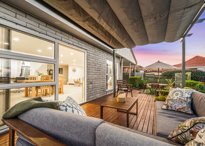 Free property data for 30 Booralee Avenue, Botany Downs, Auckland