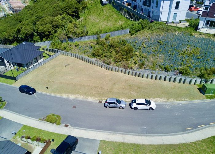  at 4 Topsail Way, Whitby, Porirua, Wellington