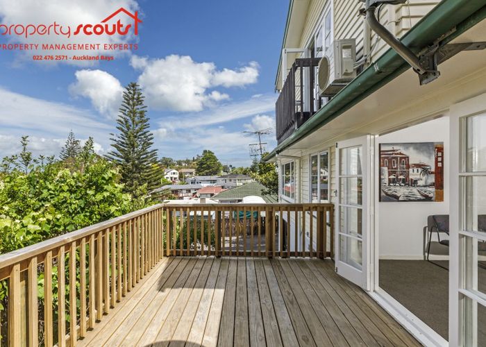  at 1/537 Glenfield Road, Glenfield, Auckland