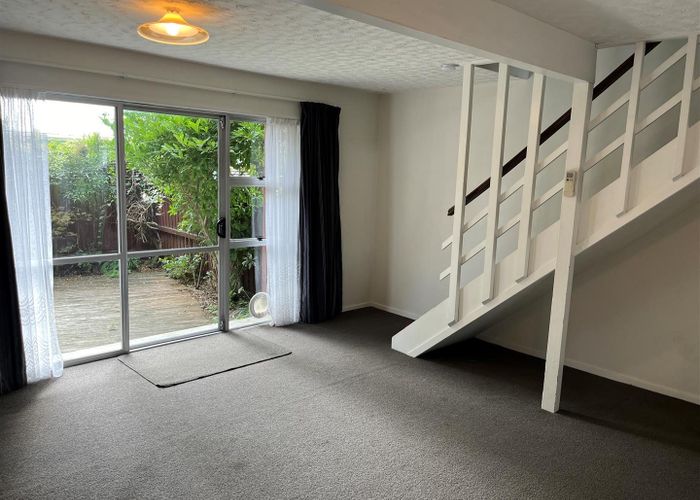  at 14 Frederick Street, Hillsborough, Auckland