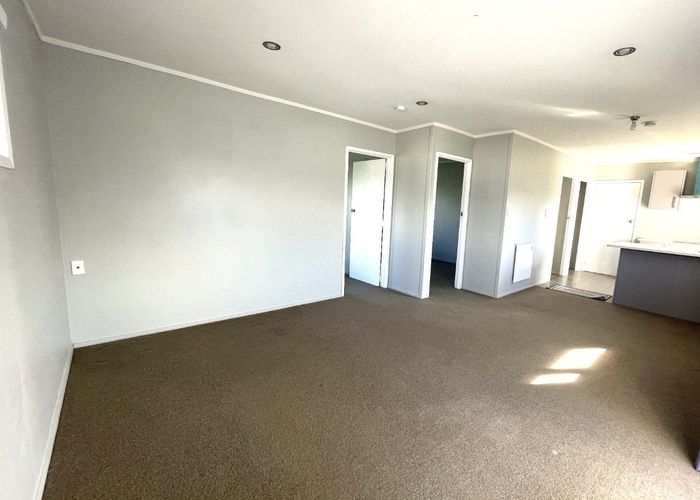  at 2/117 Aranui Road, Mount Wellington, Auckland City, Auckland