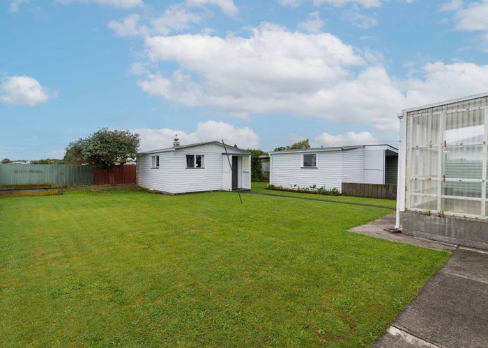  at 6 Peters Avenue, Cloverlea, Palmerston North