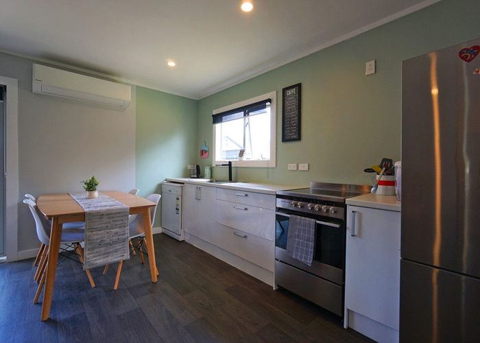  at 21 Marshall Street, Fairfield, Hamilton