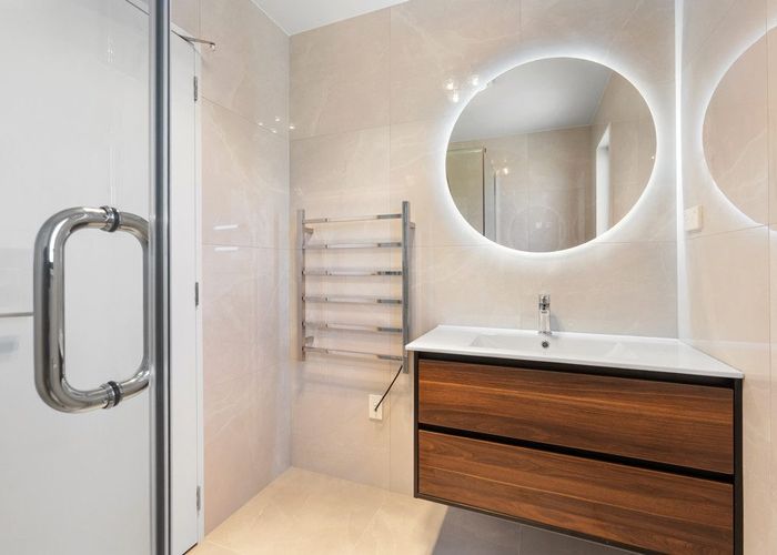  at 15 Whiteywood Street, Westgate, Waitakere City, Auckland