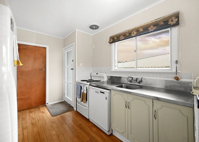  at 63 Resthill Crescent, Glenview, Hamilton, Waikato