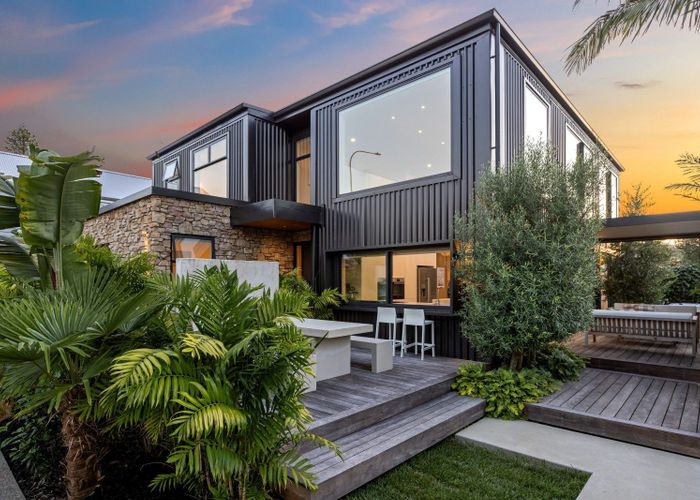  at 476 Hibiscus Coast Highway, Orewa, Orewa