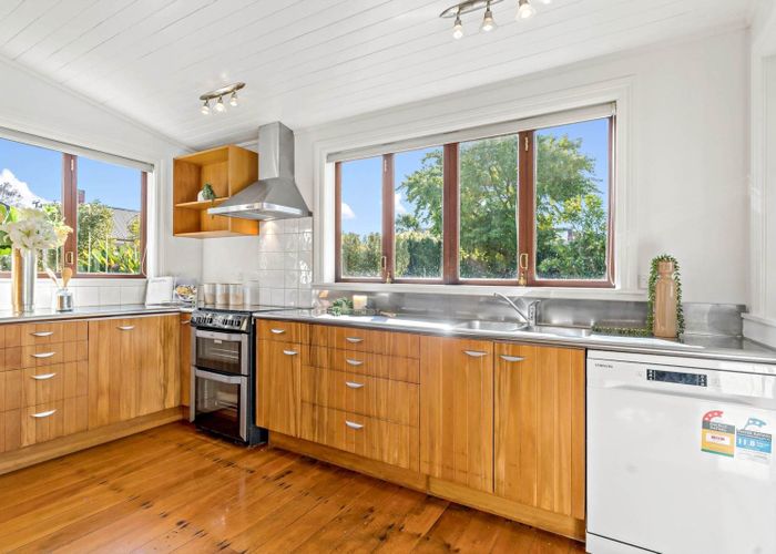  at 11 George Street, Mount Eden, Auckland