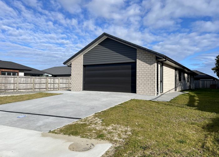  at 35 Shaw Road, Coastlands, Whakatane