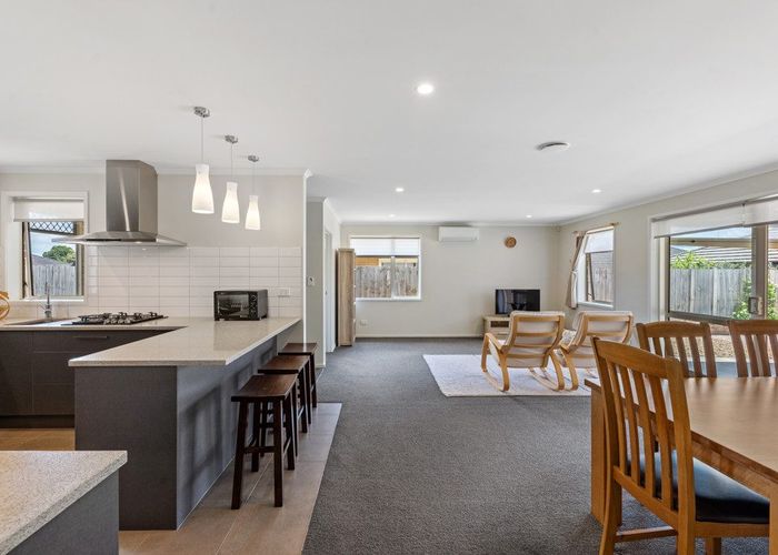  at 5 Rohea Place, Opaheke, Papakura