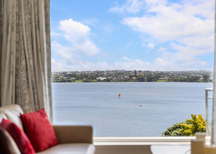  at 5/198 Hurstmere Road, Takapuna, North Shore City, Auckland