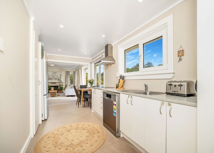  at 240 Tomahawk Road, Ocean Grove, Dunedin